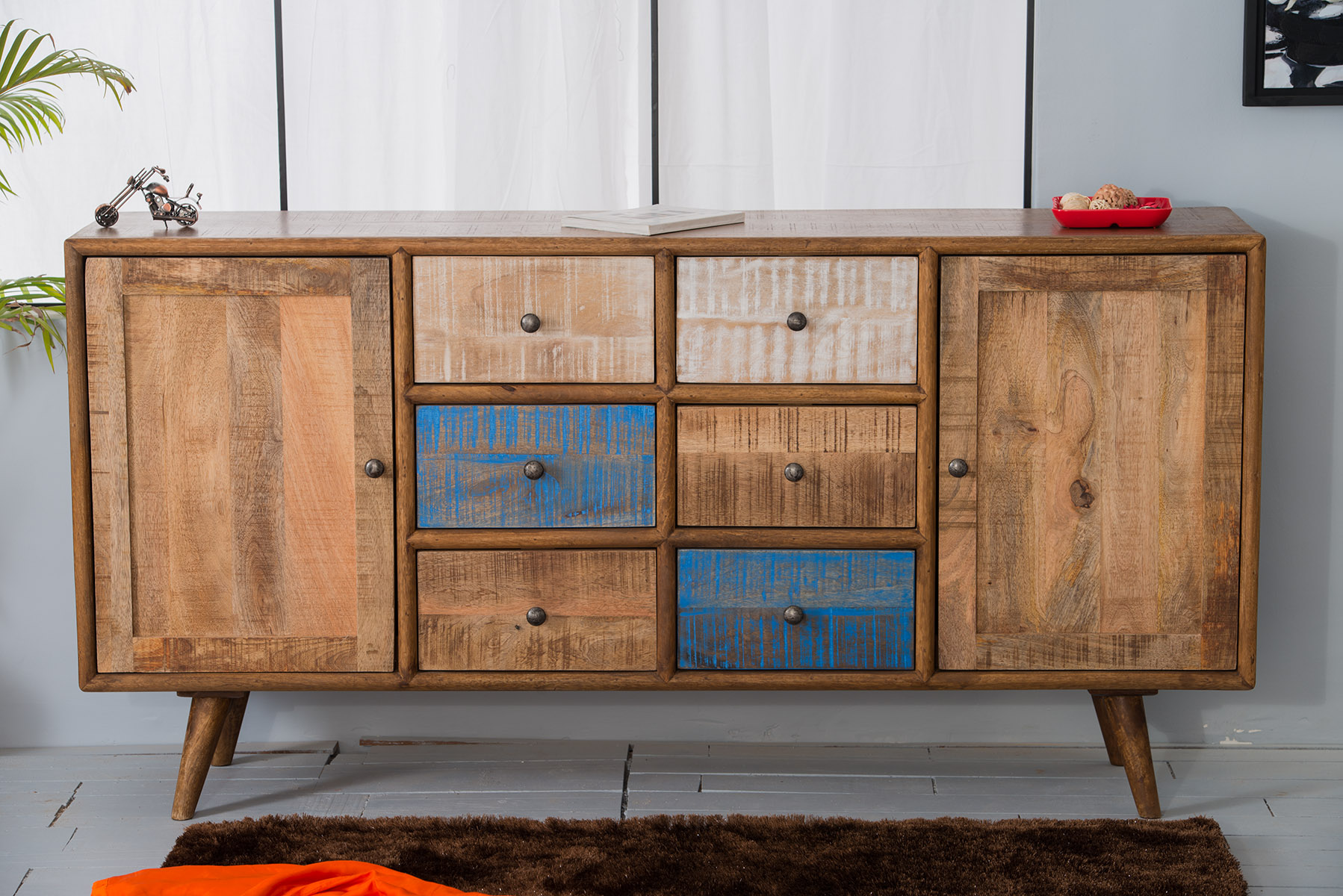 Hexagonal Console